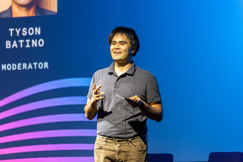 Tyson presenting at 500 Global Aichi